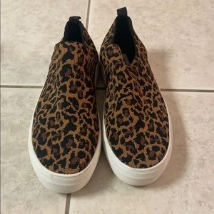 Steve Madden cheetah slip on shoes